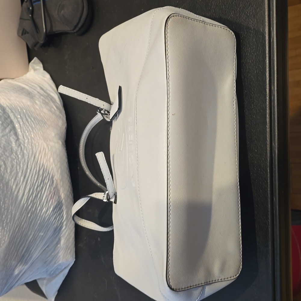 Purse - Picture 2 of 4